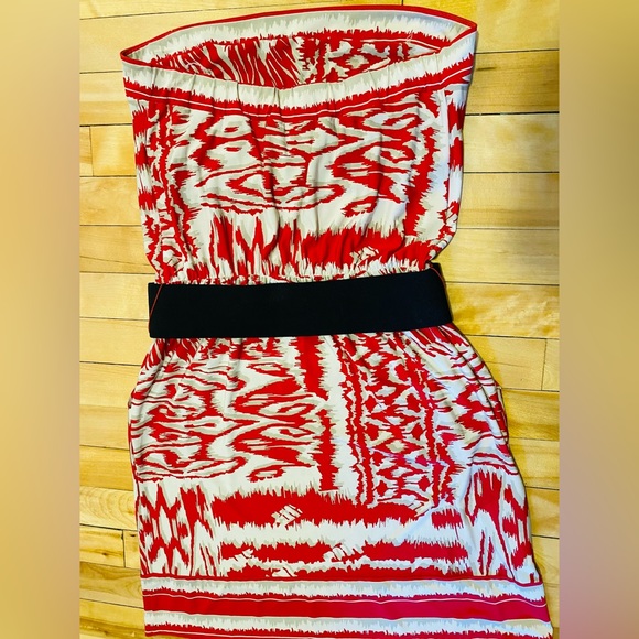 Summer BCBG dress.  Size S - Picture 2 of 4